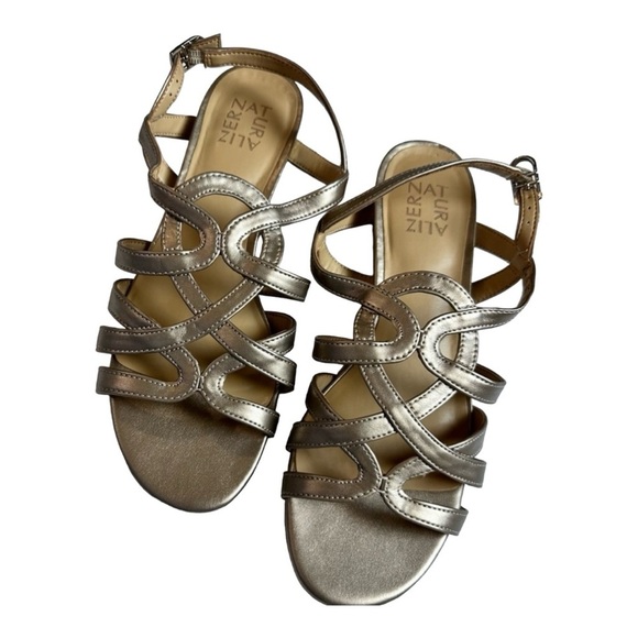 Naturalizer Raine Strappy Low Heeled Sandals ๐ - Picture 2 of 7